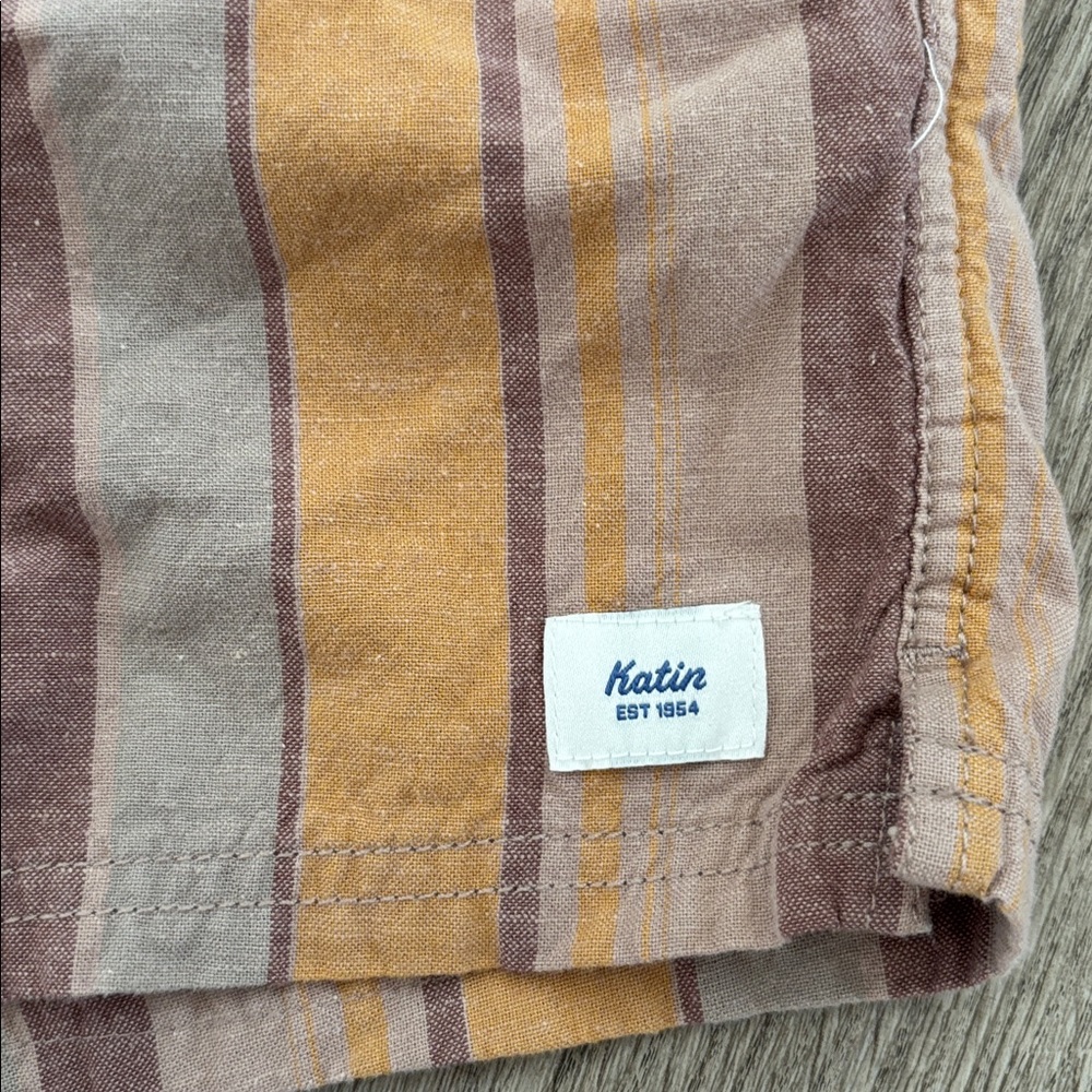 Katin York Short: Dark Clay - Picture 4 of 5